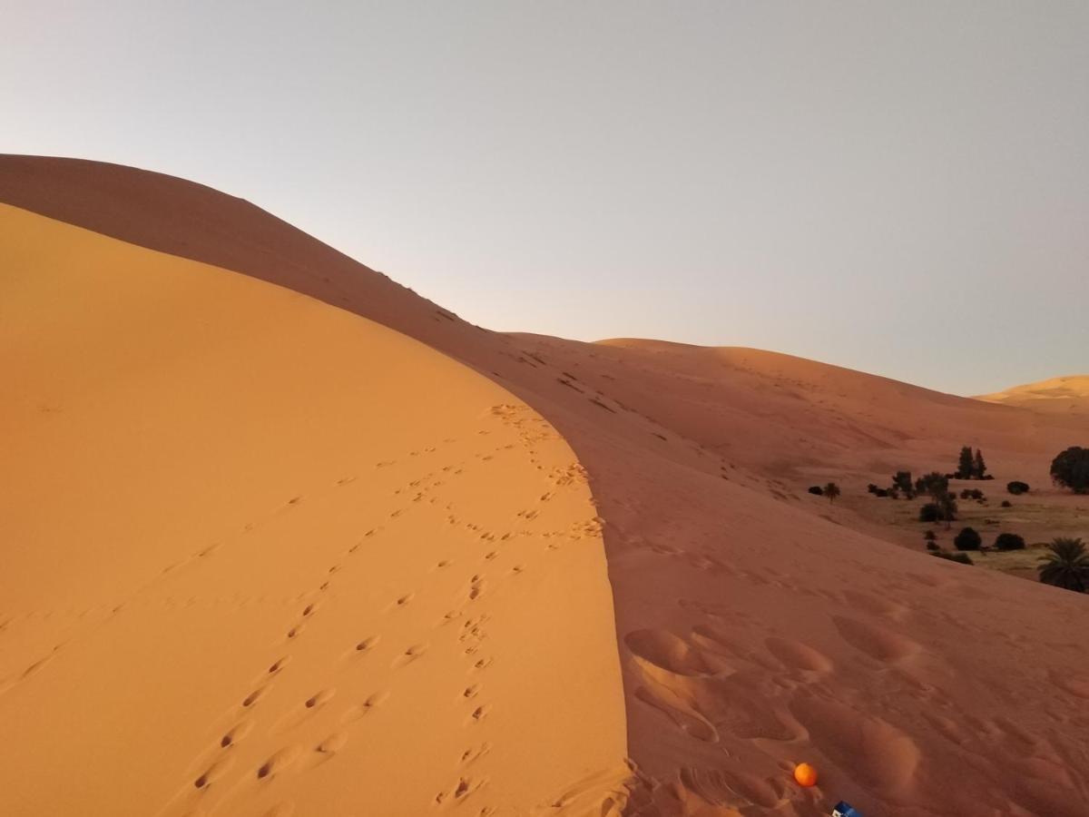 Riad Amar 梅尔祖卡 外观 照片