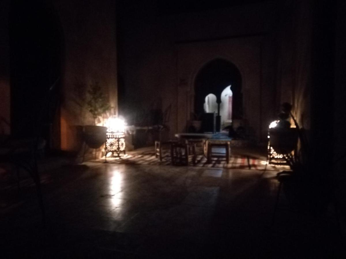 Riad Amar 梅尔祖卡 外观 照片