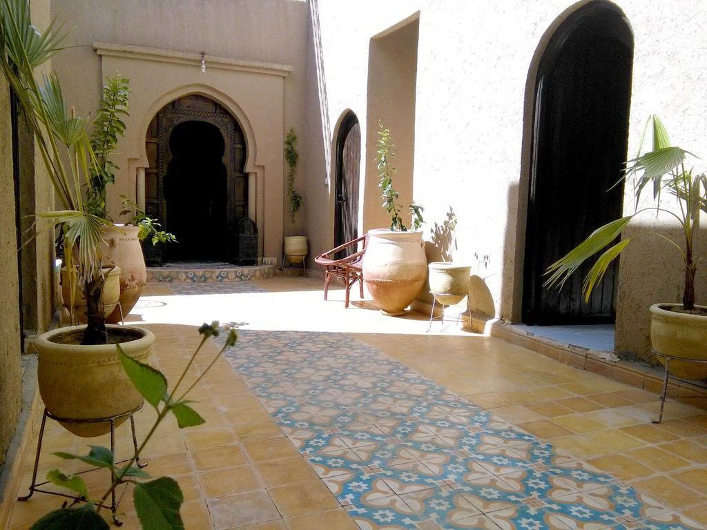 Riad Amar 梅尔祖卡 外观 照片
